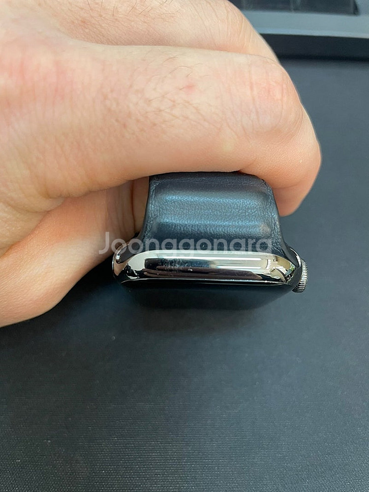 애플워치8 45mm 셀룰러 실버 상태좋은 중고38만팝니...--7