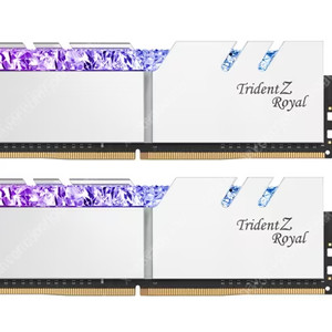 G.SKILL DDR4-4000 CL18 TRIDENT Z ROYAL 실버 패키지 (64GB(16Gx4))삽니다