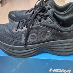 호카 HOKA 본디8 와이드 270 블랙