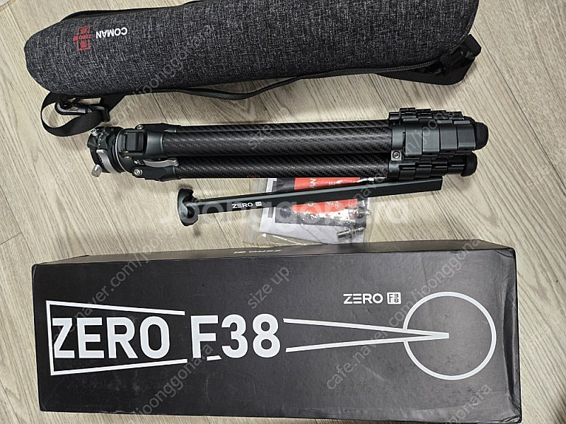 코만제로 COMAN Zero Y 카본 삼각대 판매합니다...--0