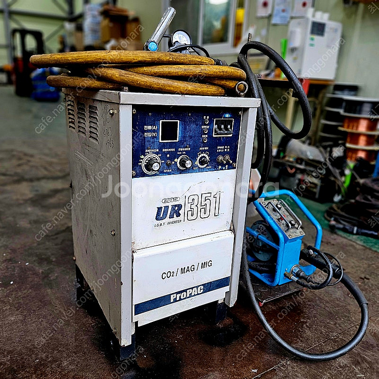 [판매]중고 효성 인버터CO2용접기 350A(UR351...--0