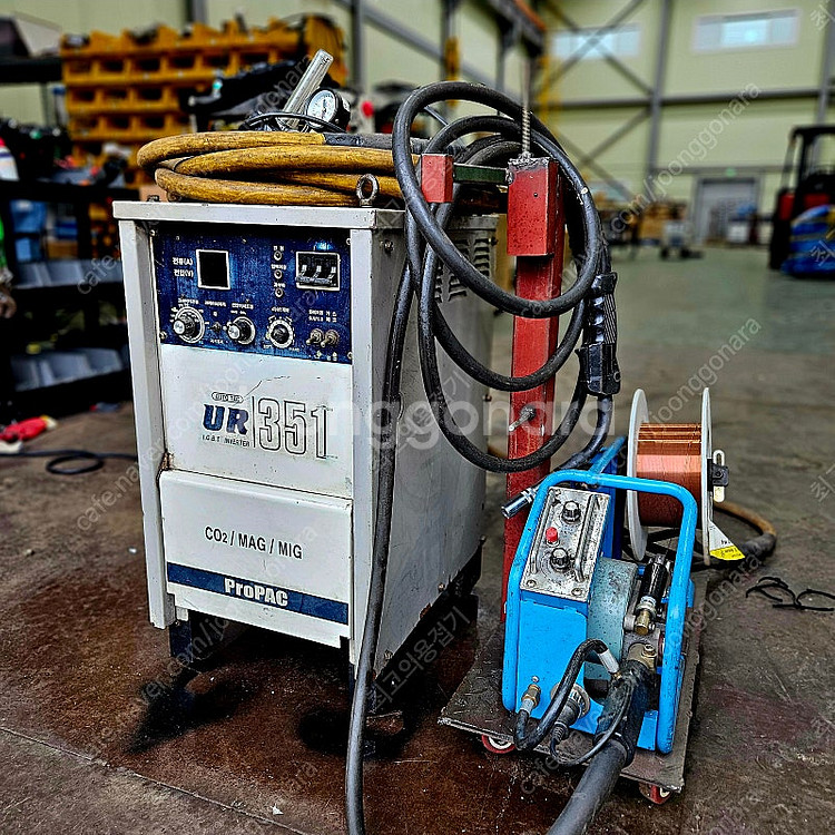 [판매]중고 효성 인버터CO2용접기 350A(UR351...--2