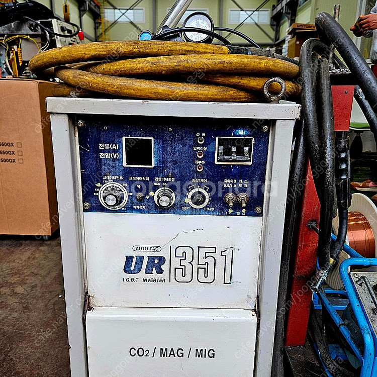 [판매]중고 효성 인버터CO2용접기 350A(UR351...--3