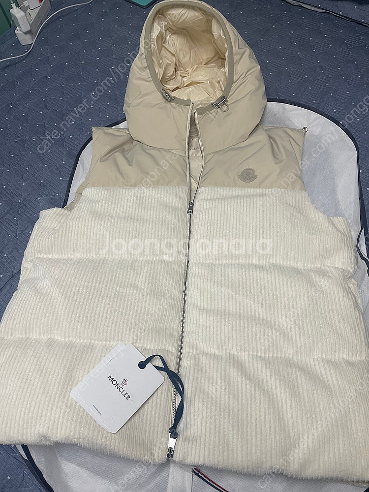 남자 몽클레어 신상 패딩 조끼 (국내 미발매)--2