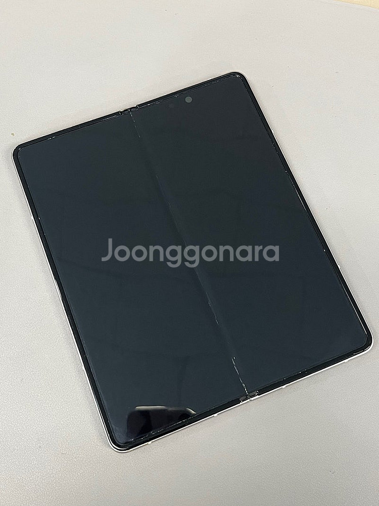 갤럭시폴드3 실버 256G 외관 깨끗한 A급 단말기 실...--3