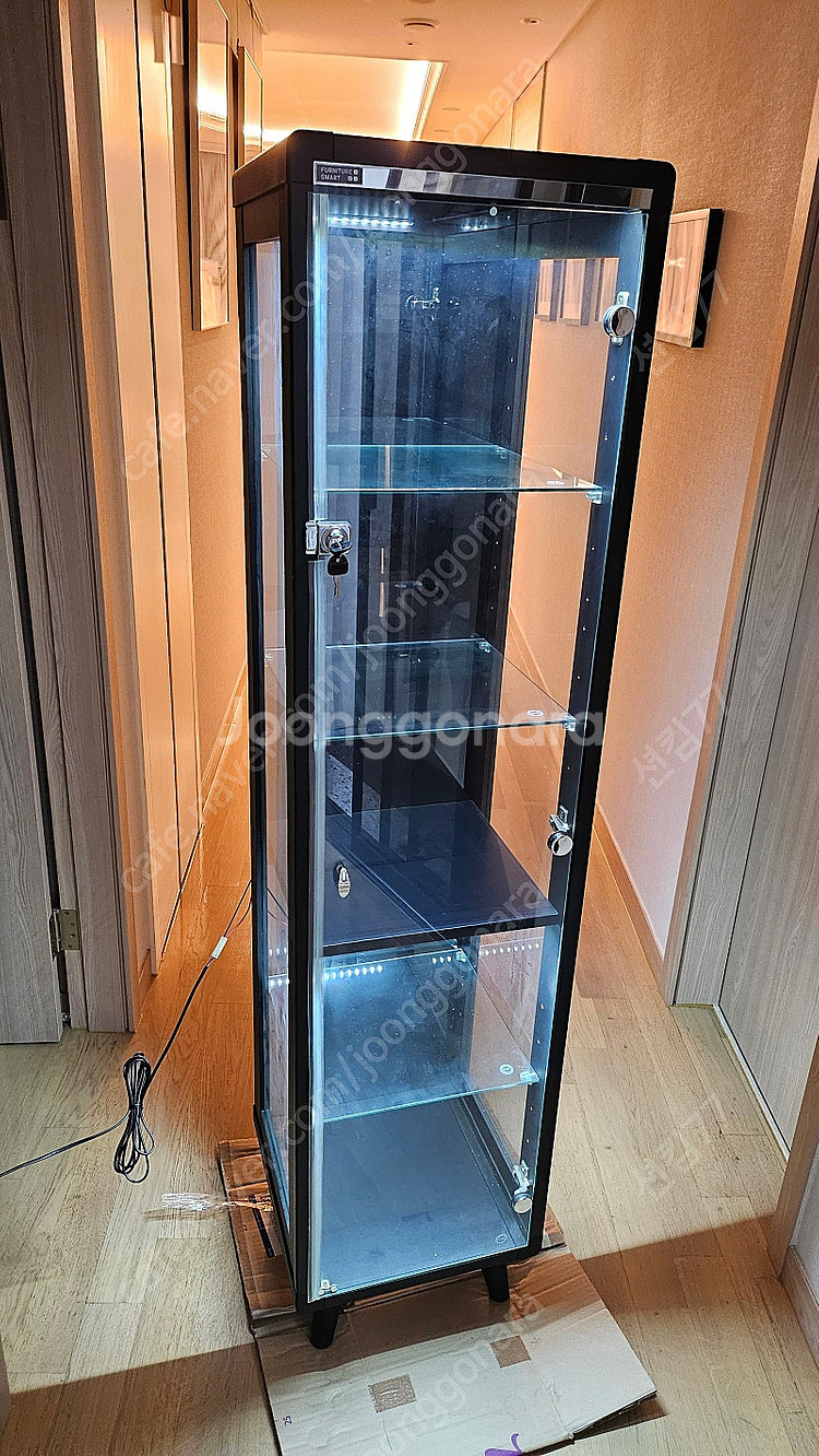 퍼니처스마트 에버딘 5단 40*40*166 (LED, 흑경, 잠금장치)--2