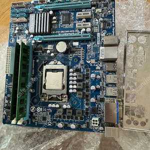 i7 3770 (타워쿨러 포함) + H67m보드 + 16GB DDR3 반본체 팝니다.