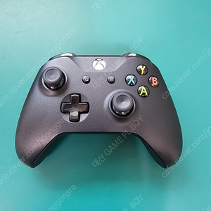 XBOX ONE 3세대 PC용 무선 패드 유선 패드 정품 판매 개당 20,000원