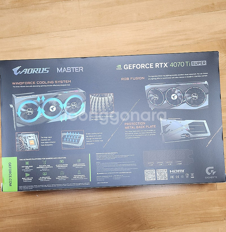 기가바이트 4070ti super 그래픽카드--0