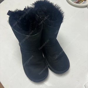 Ugg 아동용 185사이즈 부츠