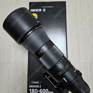 니콘 Z 180-600 렌즈 팝니다