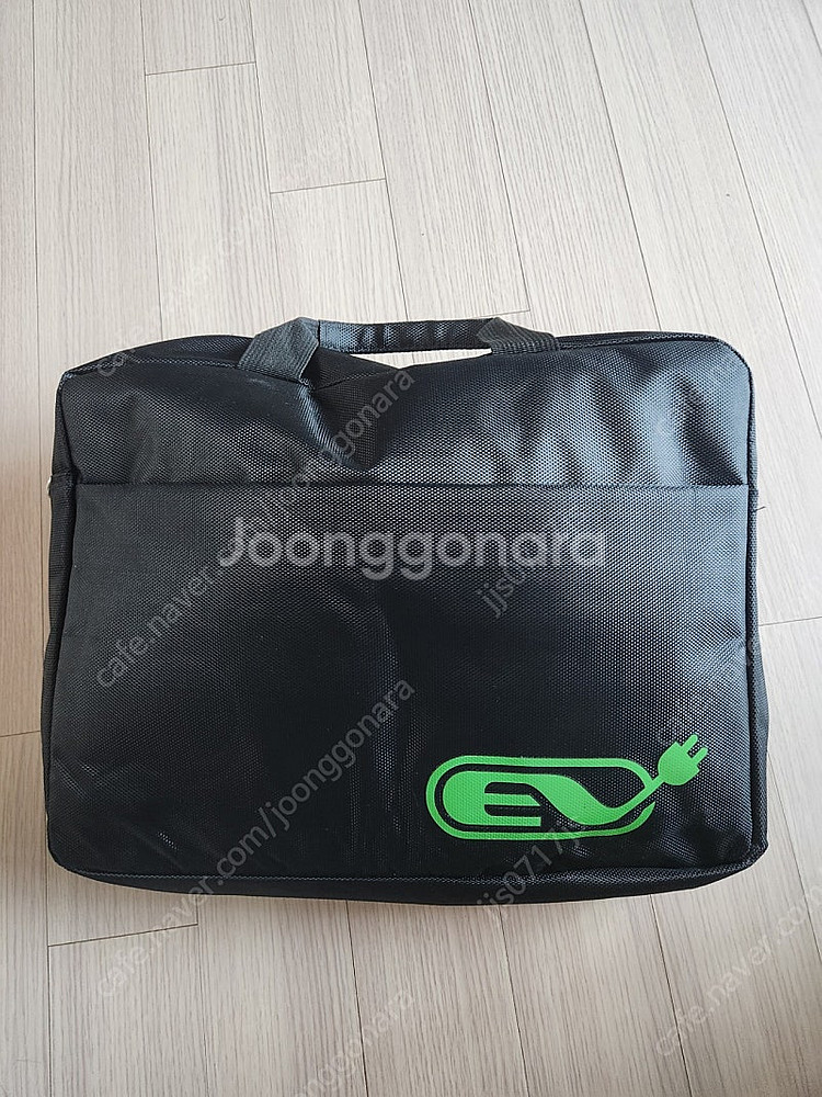 파워큐브 이동형 충전기--1