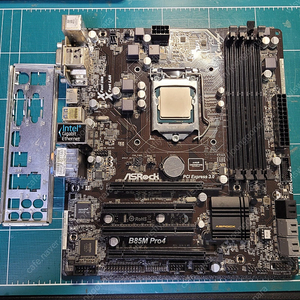 i7 4790 / asrock b85m pro4 / 삼성전자 ddr3 8g*2 일괄 팝니다.