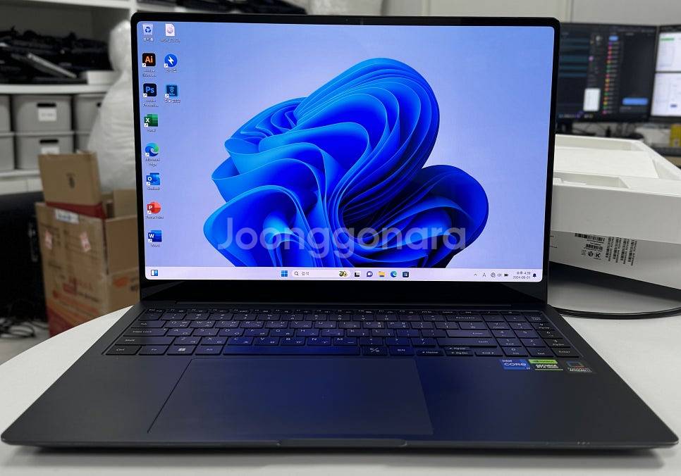[삼성]갤럭시북3 울트라 NT960XFS-G72AG i...--1