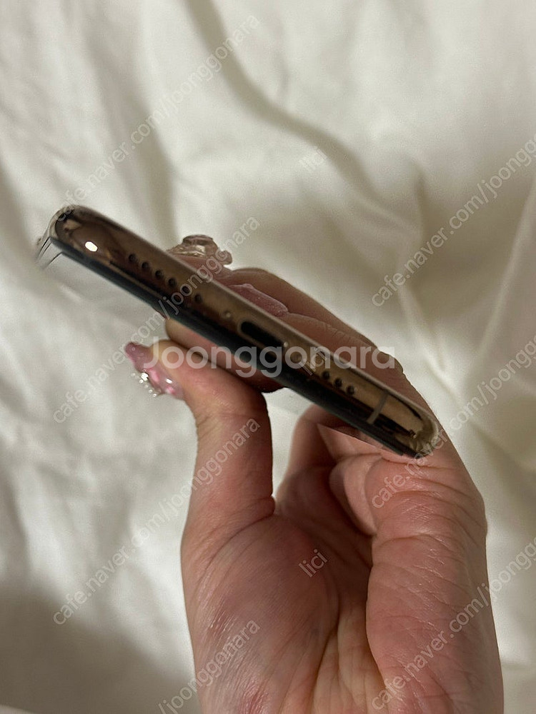 아이폰 xs 256gb 골드--4