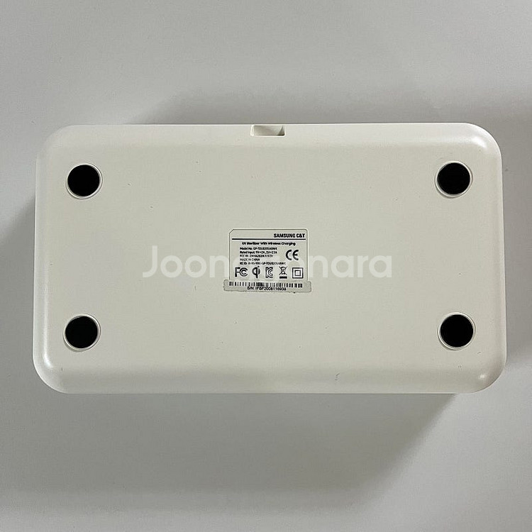 삼성 정품) UV 살균 무선충전기 (GP-TOU020SABWK)--2