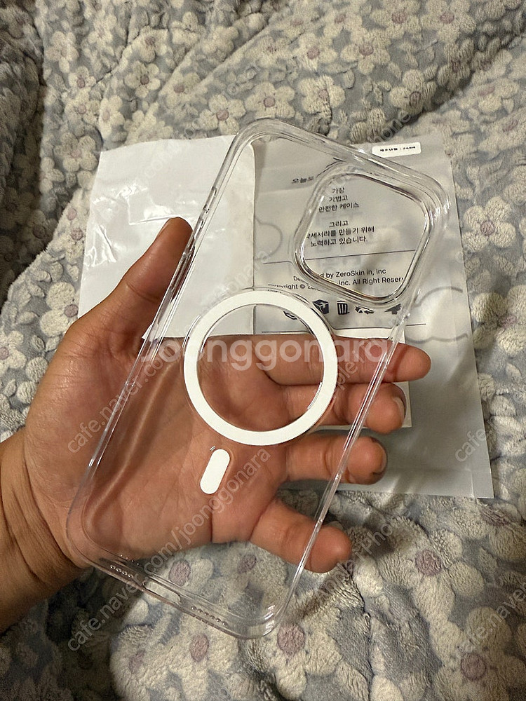 [미개봉]아이폰16프로맥스 정품 케이스 , 제로스킨 케이스 싸게판매--5