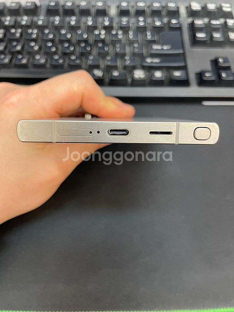 갤럭시S24울트라 그레이 256GB 무잔상 상태좋은 풀...--5