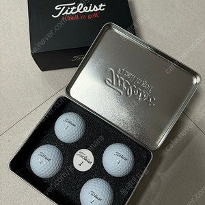 (새제품) Titleist 타이틀리스트 PRO V1 4구 + 볼마커 세트