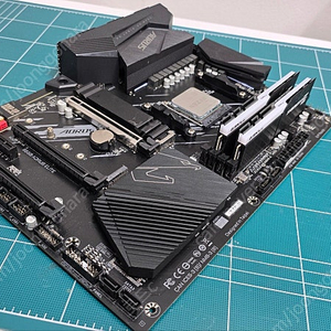 AMD 5600X / B550 AORUS ELITE / G.Skill 16G 3200 메인보드 세트