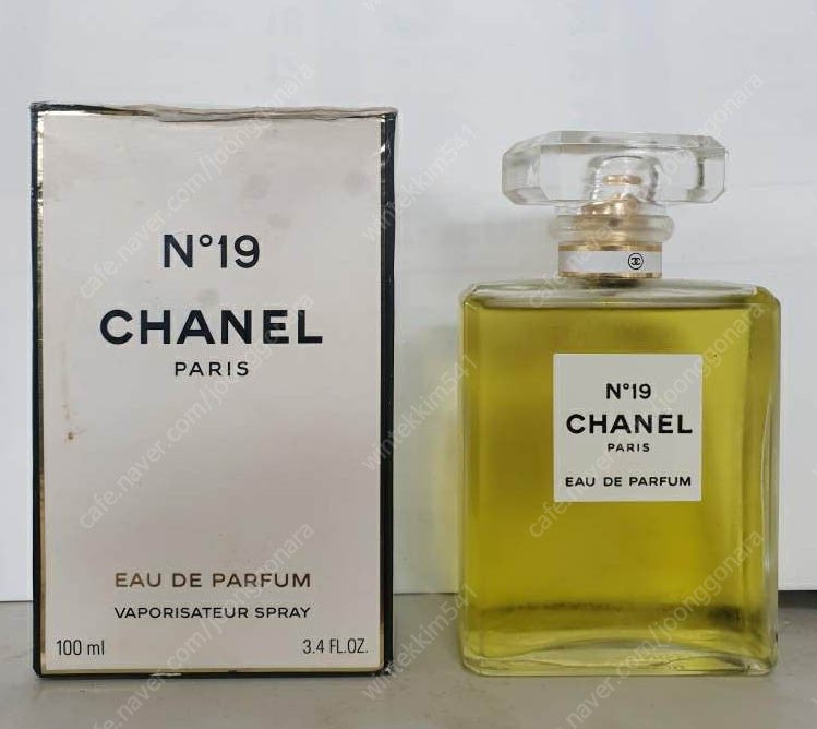 여성용 샤넬향수 4종 저렴하게 판매합니다[스프레이 병만 있음]: NO19[100ml 15만원], CHANCE[50ml 10만원], COCO[50ml 10만원], NO5[50ml 1