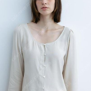 타낫 긴팔블라우스t/t Square neck button blouse