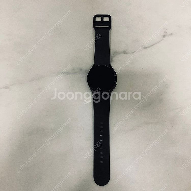갤럭시 워치4 블랙 40mm 케이블포함 6만원 판매합니...--0