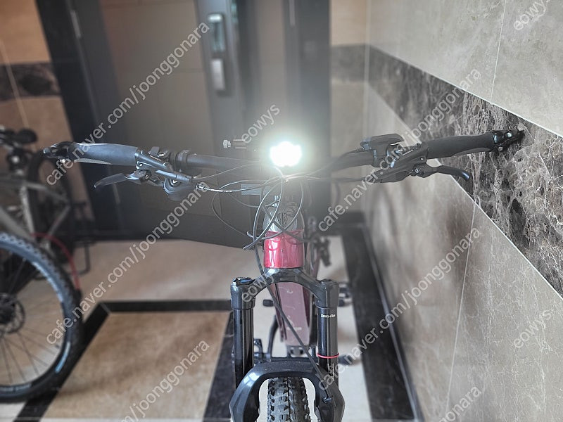 트렉 E-MTB 레일 7 SLX/XT 전기자전거 팝니다.--2