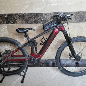 트렉 E-MTB 레일 7 SLX/XT 전기자전거 팝니다.