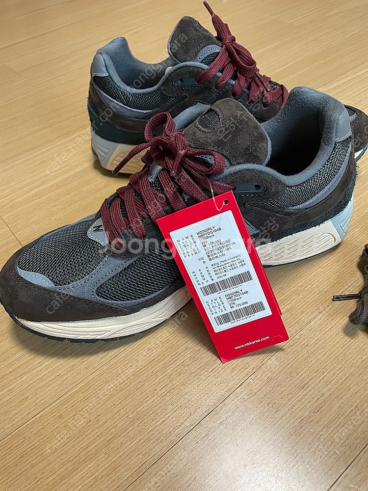 뉴발 2002r 리치어스블랙탑 270 새상품--0