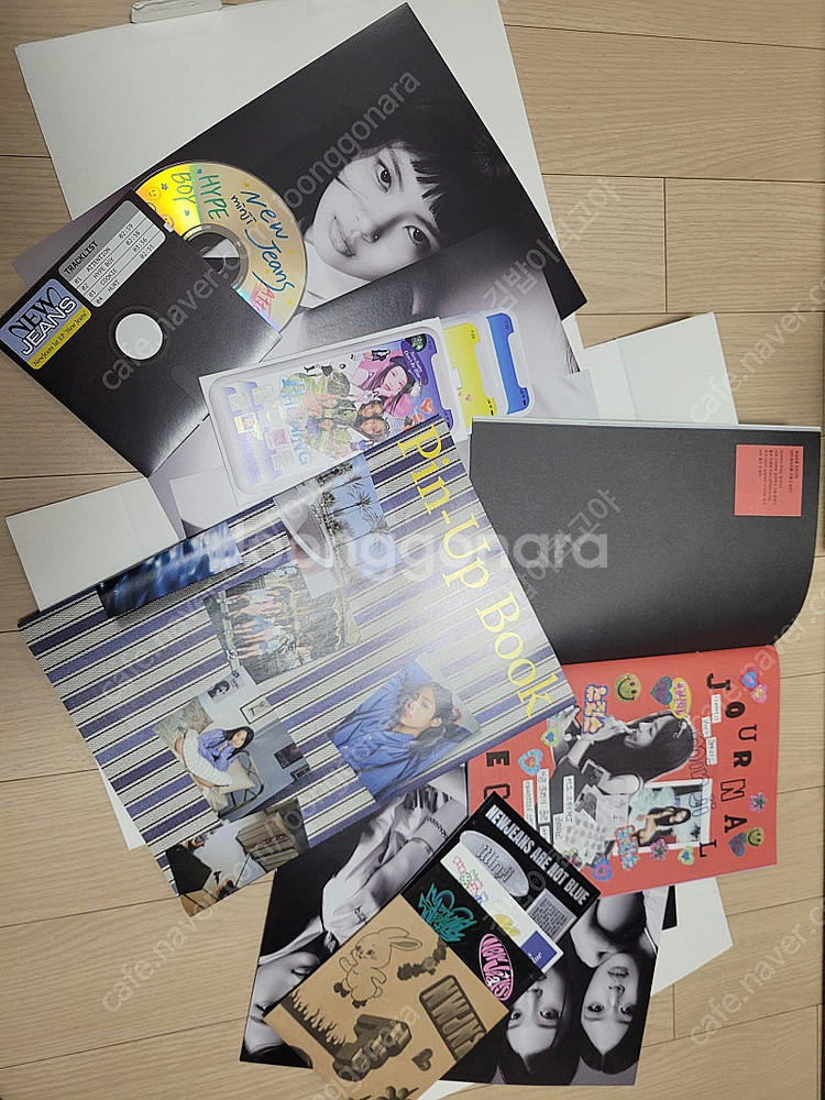 뉴진스 1,2집--1