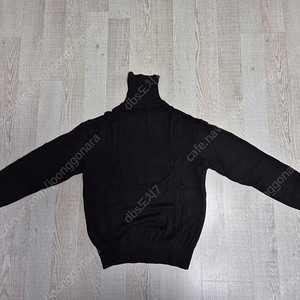 브라운야드 메리노 울 터틀넥 니트 4사이즈(Merino Wool Turtle Neck Knit, Black) 판매합니다.