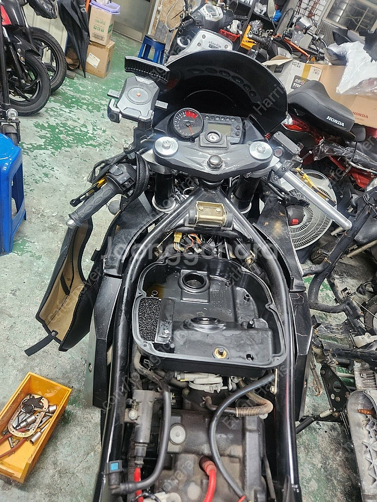 코멧 650 rc--3