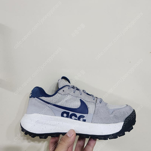 38500원 235size 나이키 ACG 로우케이트 울프그레이 트레일 경량매쉬 트레킹스니커즈단화