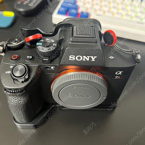 소니 a7r5 바디 sony A7R5 판매합니다. 365만원