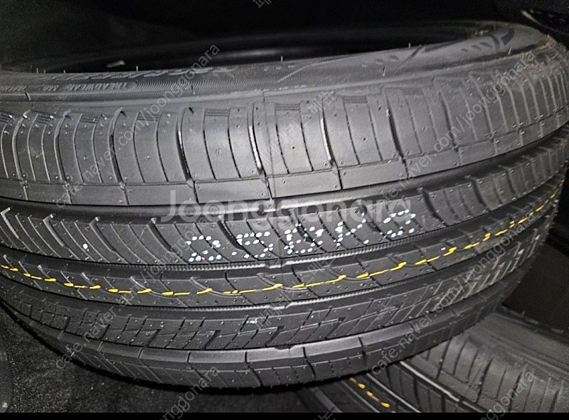 넥센 타이어 205/55R16 새제품 준중형용--1