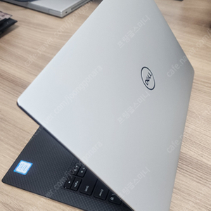 DELL XPS 13 9380 (i7 16GB, 512GB, 4K(3840x2160) TOUCH 모니터 팝니다