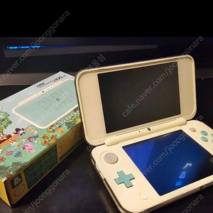 (박스보유)new 2ds 동물의 숲 에디션 판매합니다