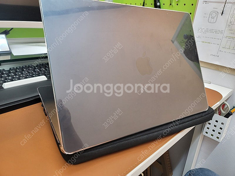 맥북에어 15인치 미드나잇 8G 512G--2