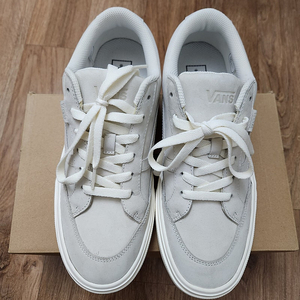 반스 팔켄 누트럴 Vans Falken Neutral 285 (V3830NB) 택포 27,000원