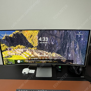 삼성전자 오디세이 OLED G8 S34BG850 팝니다.