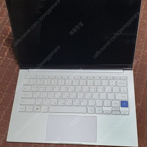 삼성 갤럭시북 이온 13인치 (NT930XCJ-K716A) i7, RAM 16G, NVMe 512G