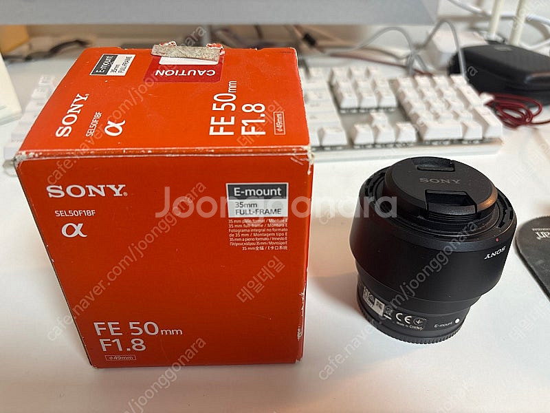소니SEL FE 50mm F1.8 렌즈 팝니다. (직거...--2