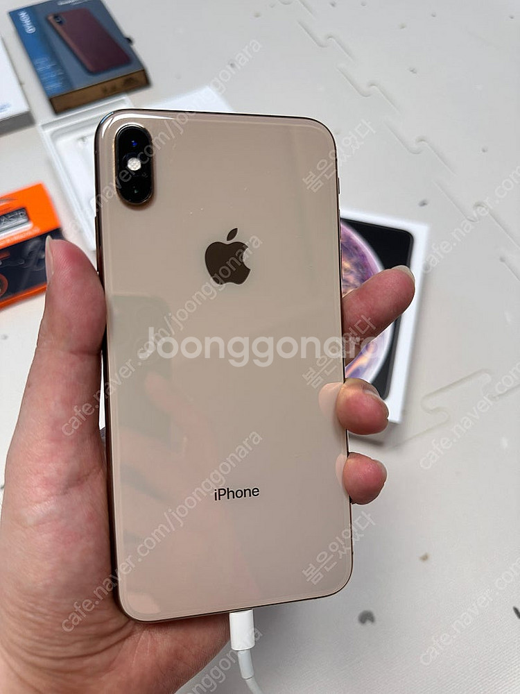 아이폰 XS MAX 256G 로즈골드 판매합니다--1