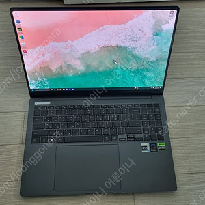 갤럭시북3울트라 i7 32G램 RTX4050 1TB S급 판매합니다.