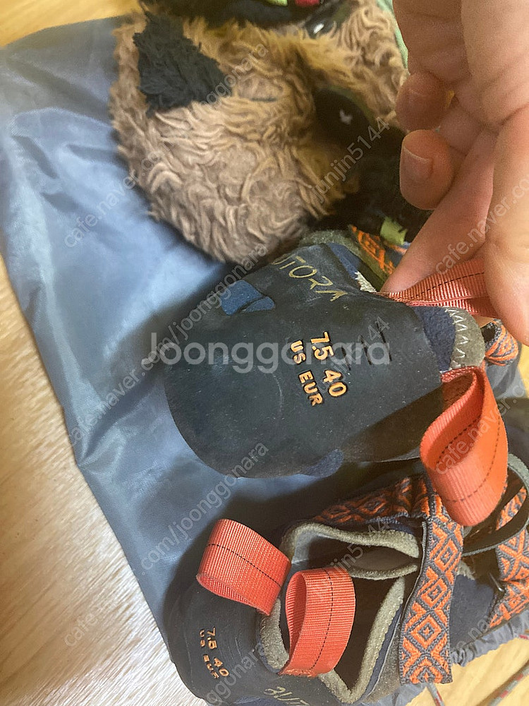 부토라 입문용 암벽화 240 + 초크백--1