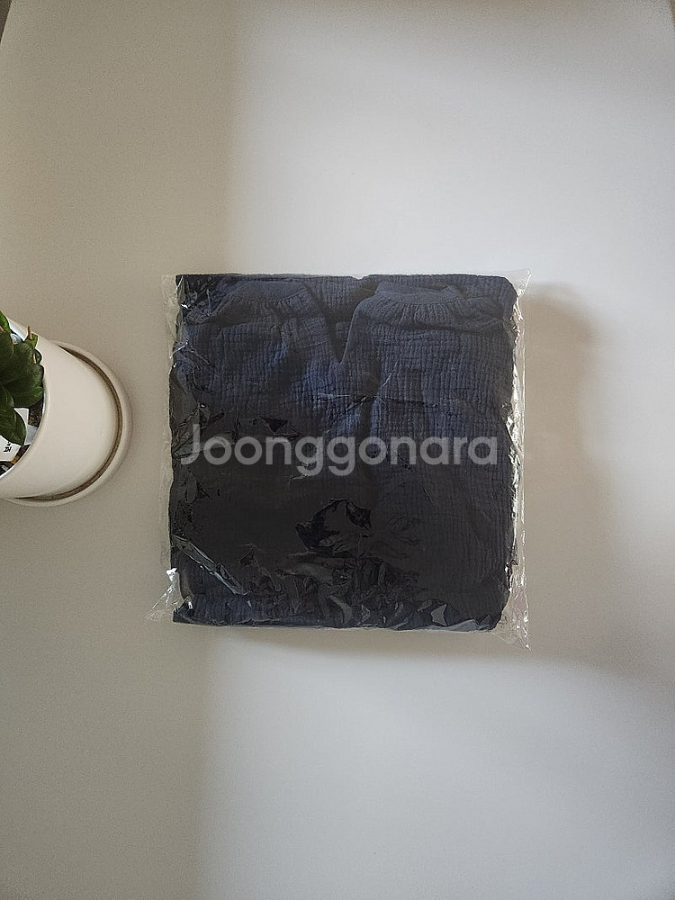 리우리우 피부가 예민한 사람도 편하고 세련되게 입기 좋...--1