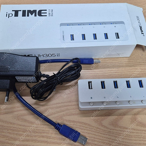 UH305 USB 3.0(3.2) 유전원 허브 EFM네트웍스 아이피타임 IPTIME