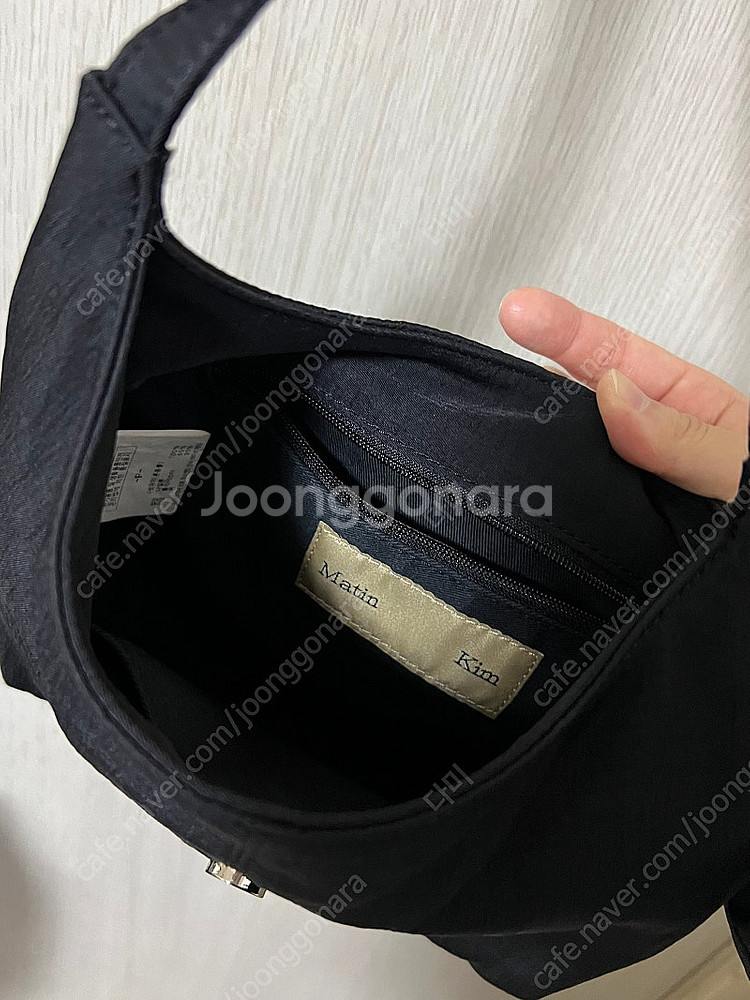 마뗑킴 미니 곤돌라백 가방 크로스백 블랙--6