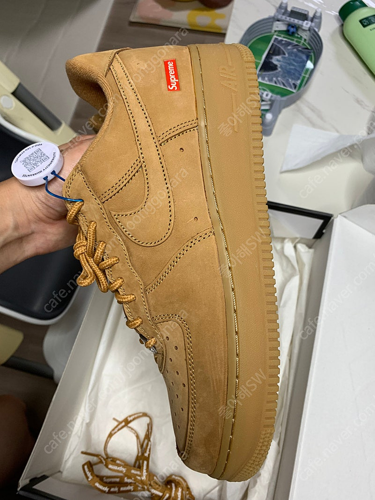 나이키x슈프림 된장포스 270사이즈 박스풀셋 이미지